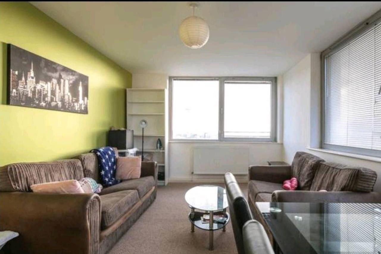 Large 3 Bedrooms In Liverpool City Centre, Free Parking Luaran gambar