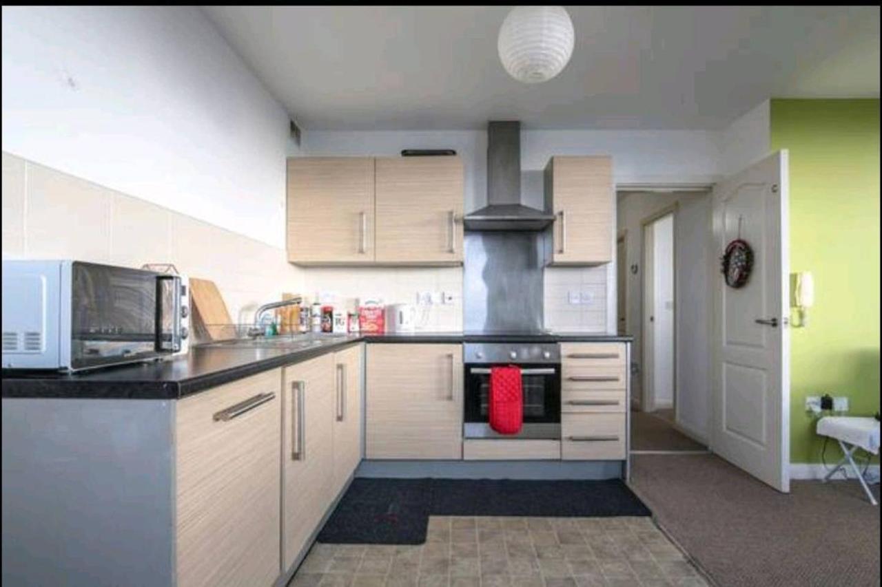 Large 3 Bedrooms In Liverpool City Centre, Free Parking Luaran gambar