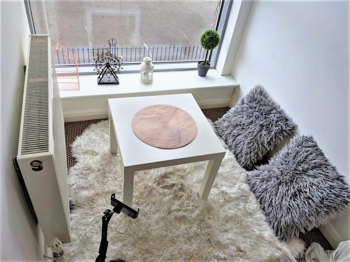 Large 3 Bedrooms In Liverpool City Centre, Free Parking Luaran gambar